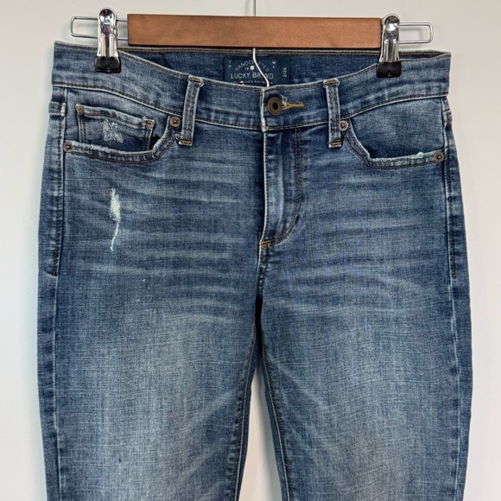 Lucky‎ jeans - destructed size 2